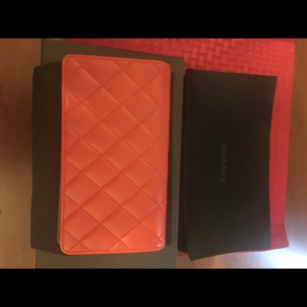 Chanel Red Leather Wallet - Picture 3 of 6