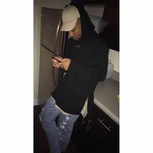 Meet your Posher, Calenn