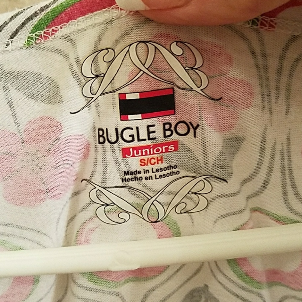 Top - Picture 2 of 3