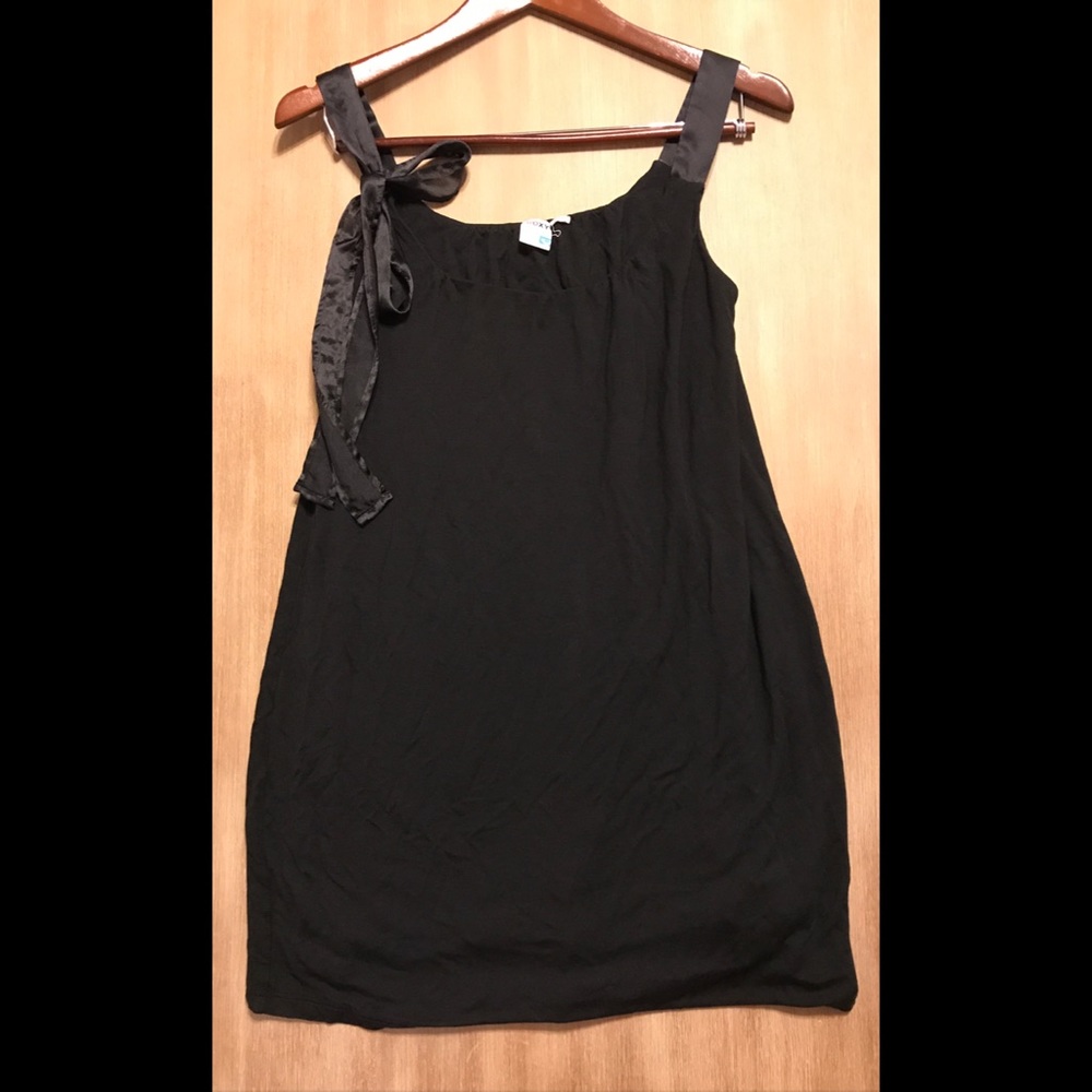 Vintage dress with ribbon