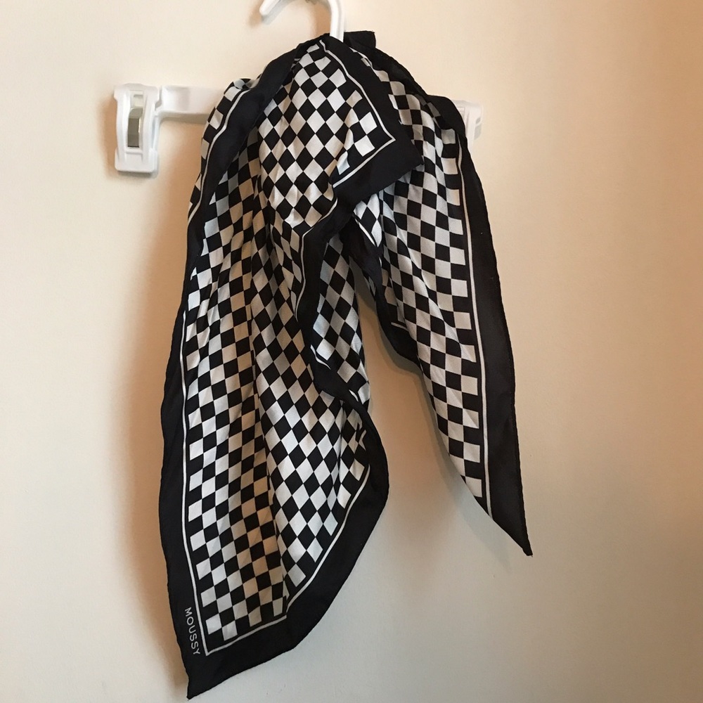 Silky checkered square scarf