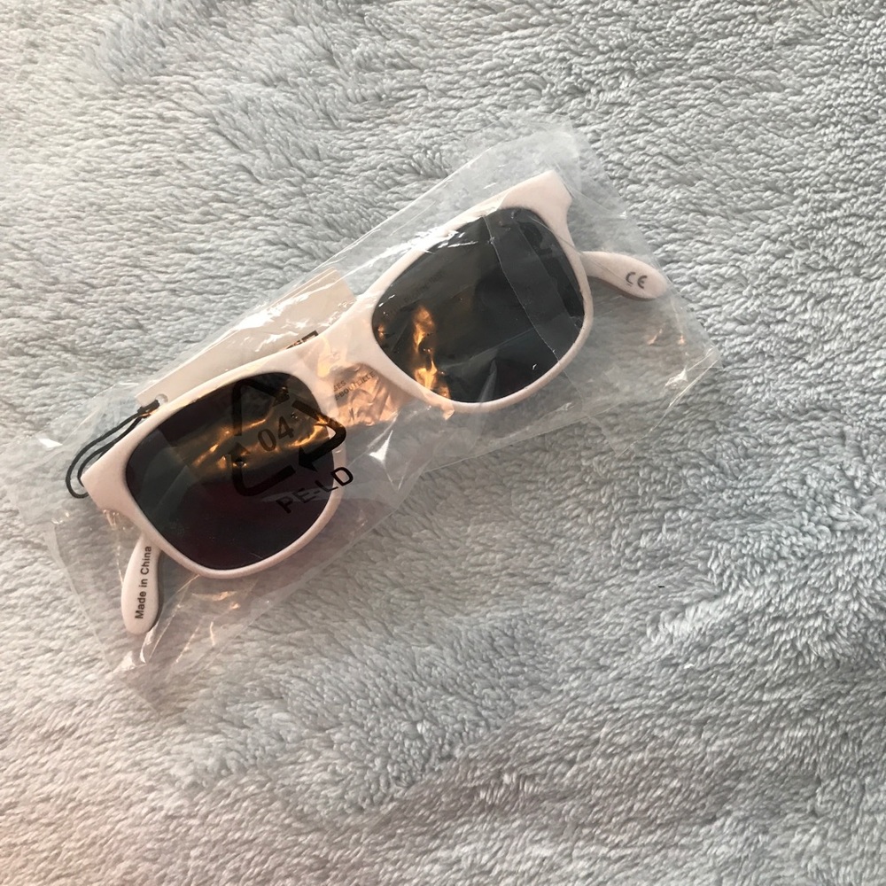 Victoria Secret Bottle Opener Glasses