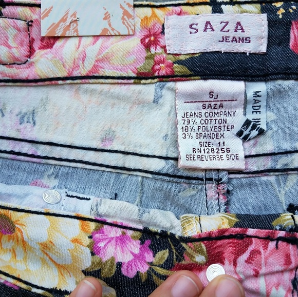 New Black/Colorful Floral Shorts - Picture 4 of 6