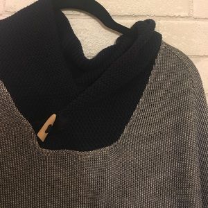 Knitted navy sweater by Zara Man