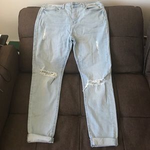 Ripped boyfriend jeans