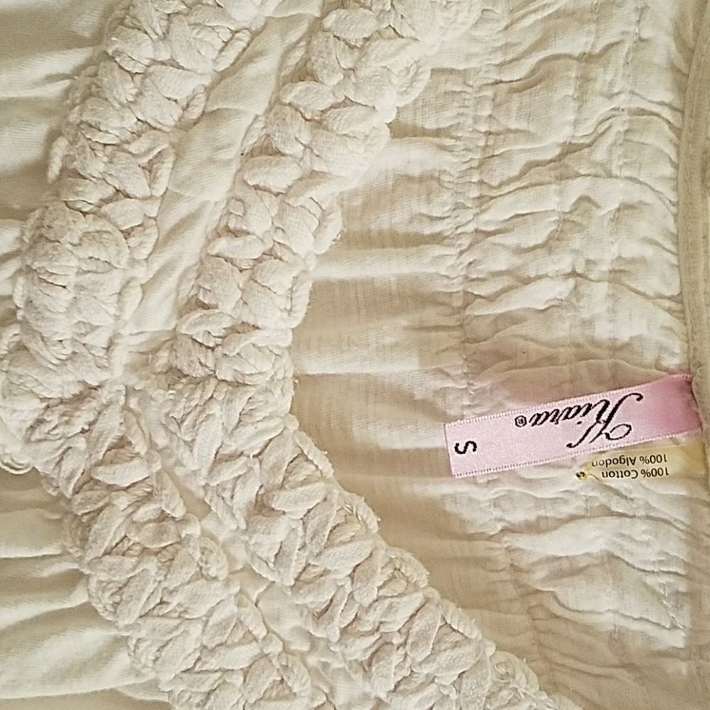 Top - Picture 2 of 3