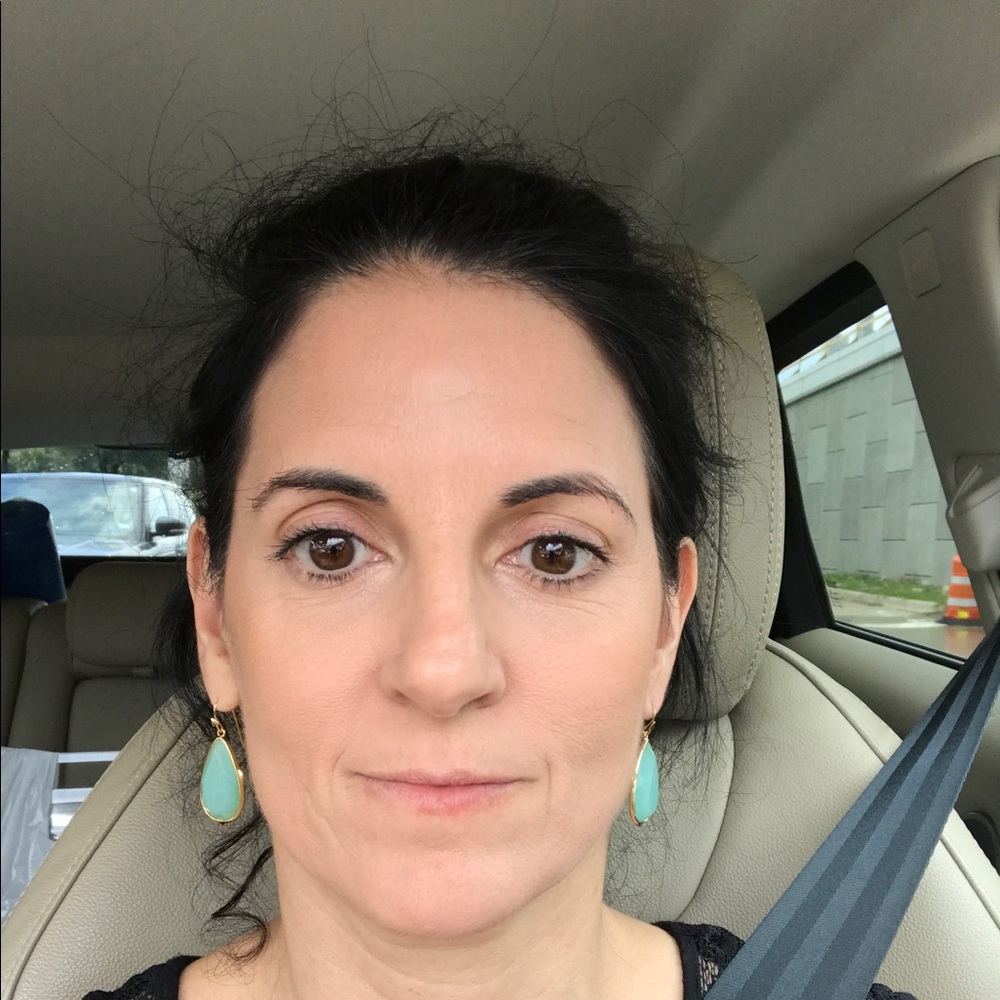 Meet your Posher, Jennifer