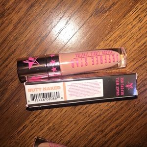 Jeffrey Star Liquid Lip- Butt Naked