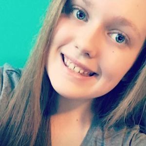 Meet your Posher, Alexia