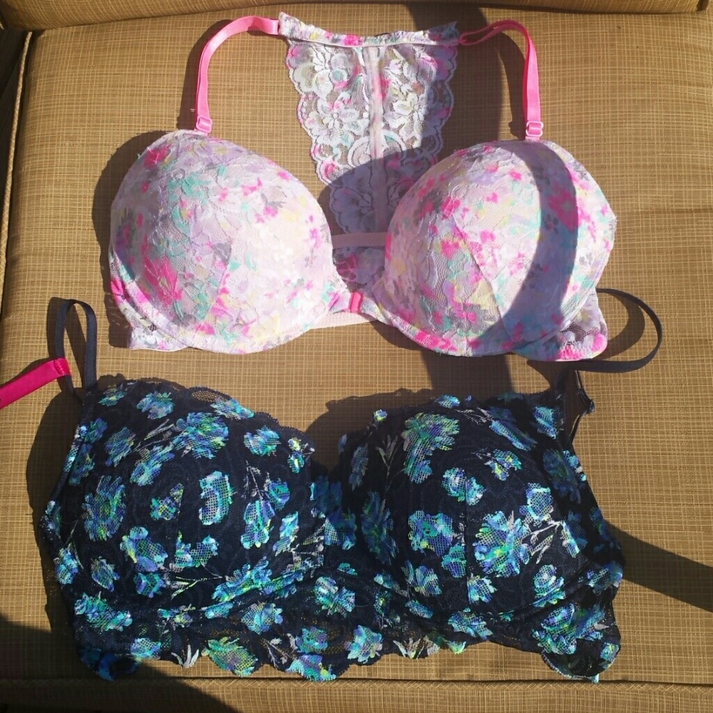 Bundle of Candies Bras 38 Canada like new