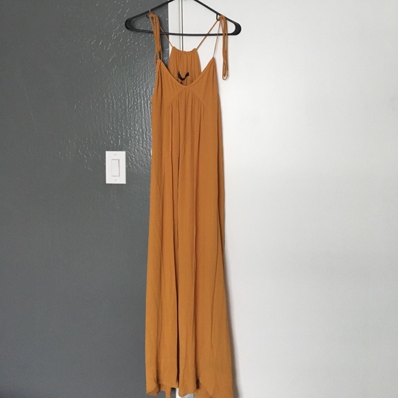 Zara dress - Picture 1 of 4