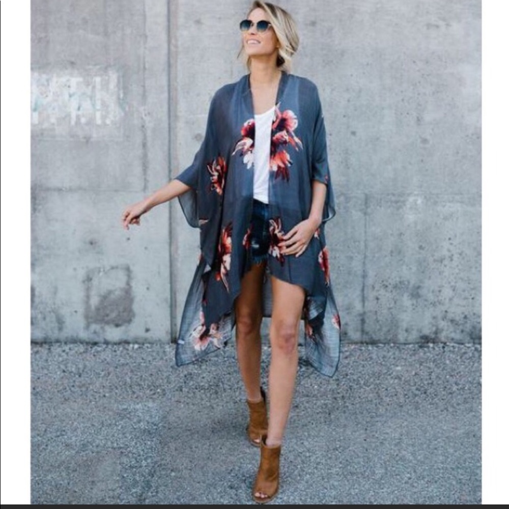 K I M O N O - Picture 2 of 3