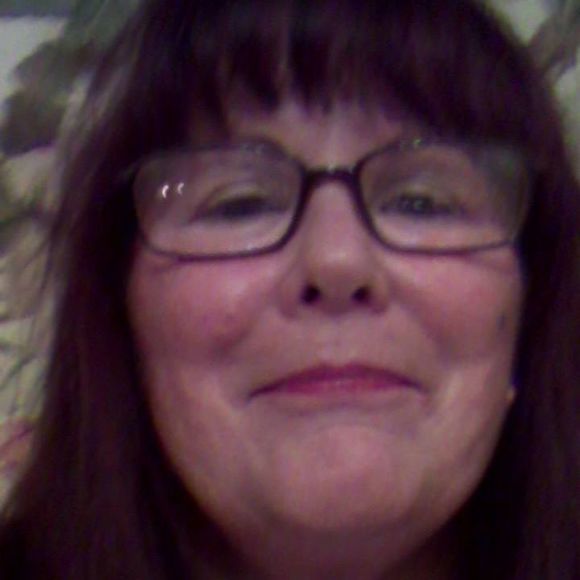 Meet your Posher, Paula - Picture 1 of 1