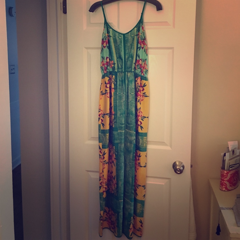 Summer Maxi-Collective Concepts