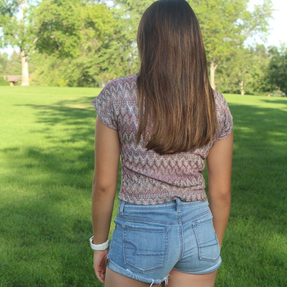Patterned Crop Top - Picture 3 of 4