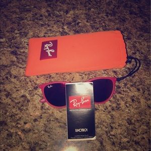 Brand New Girls Ray Bans