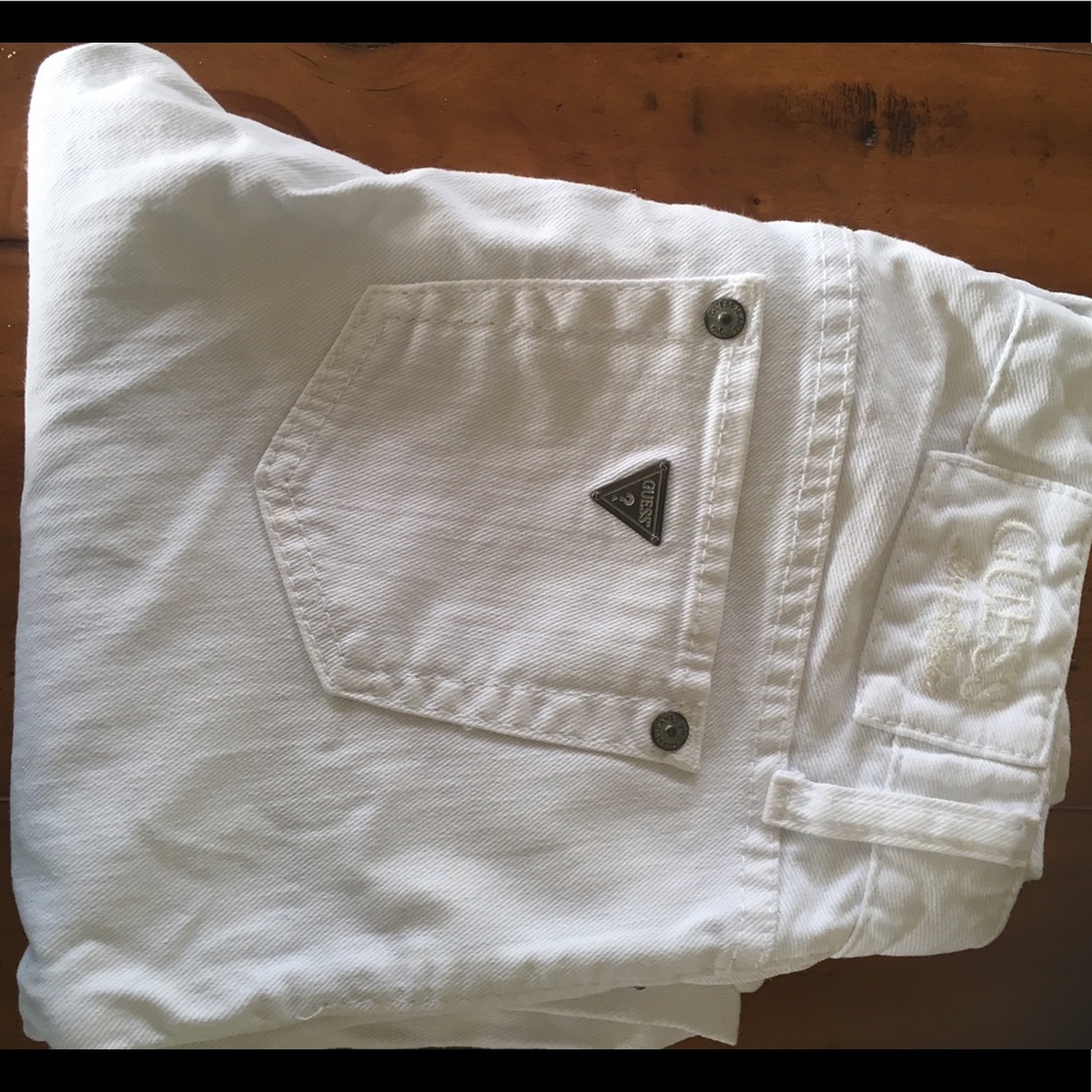 Guess white skinny low rise jeans- hemmed 29"
