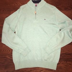 Vineyard vines quarter zip in green. Size M