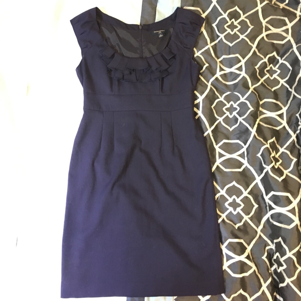 Classy Banana Republic Dress