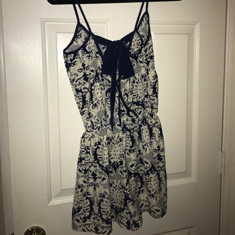Stylish Romper ✨ - Picture 2 of 3