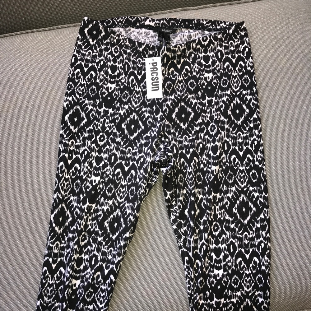 Black and white tribal leggings