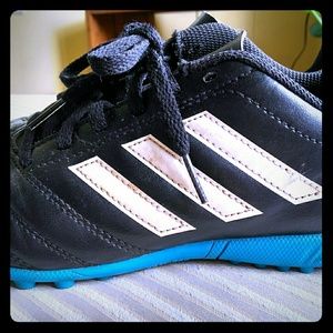 Boys Adidas Indoor Cleats