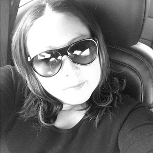 Meet your Posher, Erika