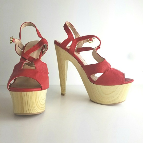 NEW! Red Stilettos platform Heels - Picture 1 of 4