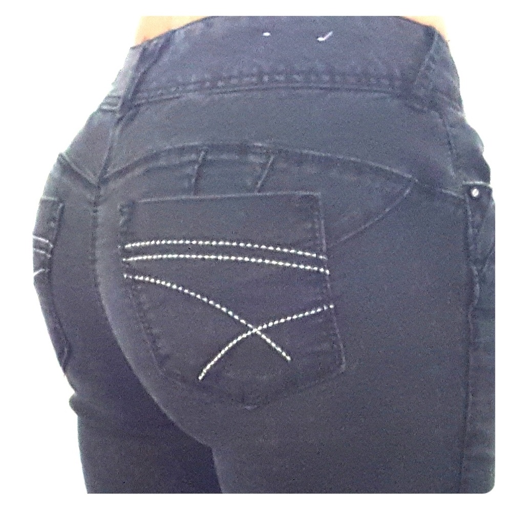 FINAL!! Rue 21 sweet cheeks jeans size 5/6