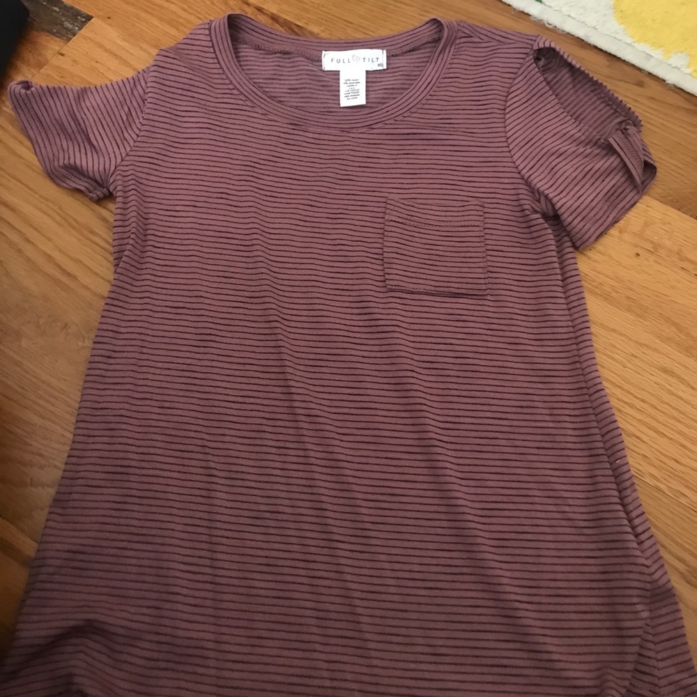 Tshirt sleeve detail