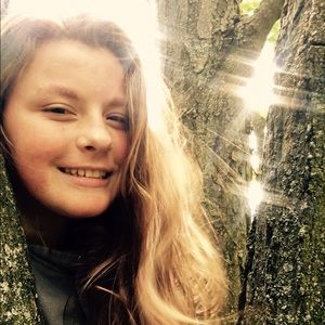 Meet your Posher, Elizabeth