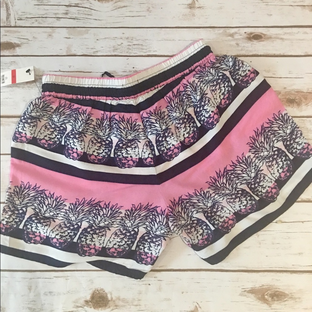 NWT Crown & Ivy Shorts XS - Picture 3 of 4