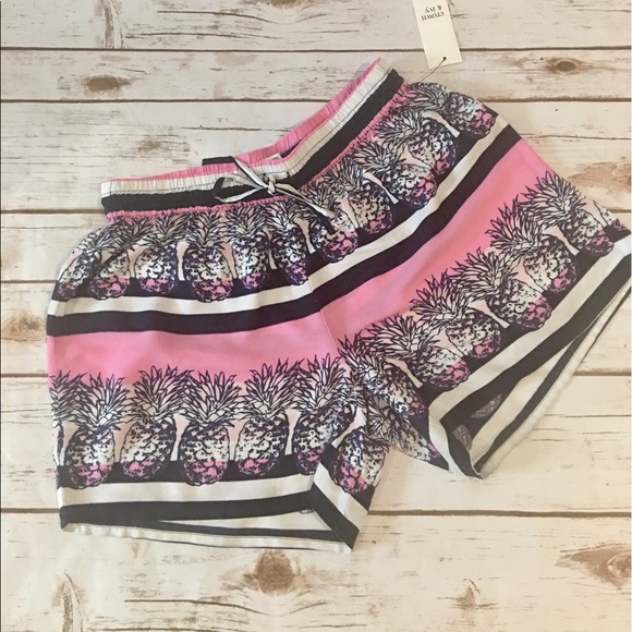NWT Crown & Ivy Shorts XS - Picture 2 of 4
