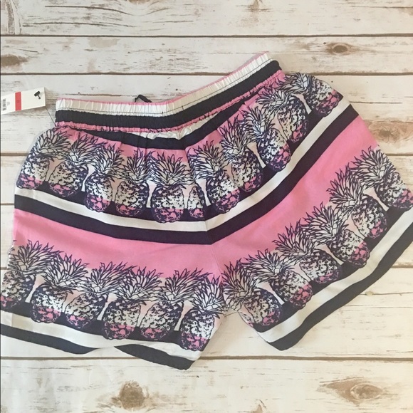 NWT Crown & Ivy Shorts XS - Picture 3 of 4