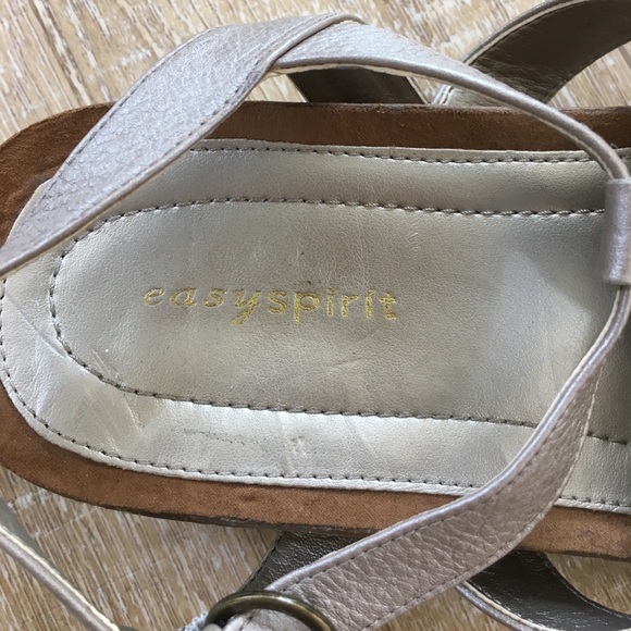 Easy Spirit beaded, thick-strap summer sandals - Picture 4 of 5