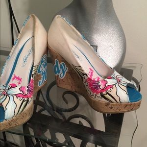 Multi colored Wedges