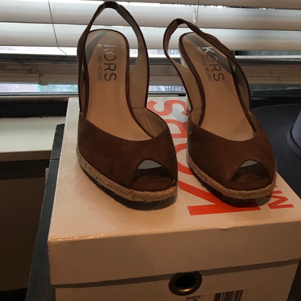 Summer shoes