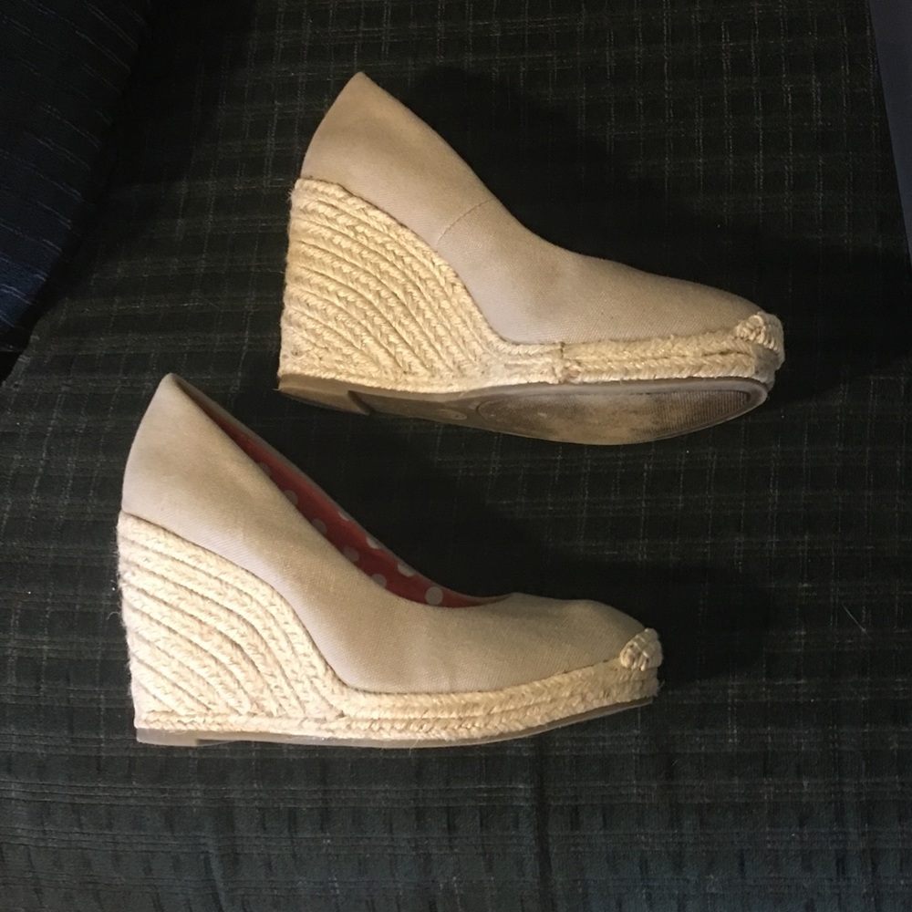 Cloud 9 wedges. 6