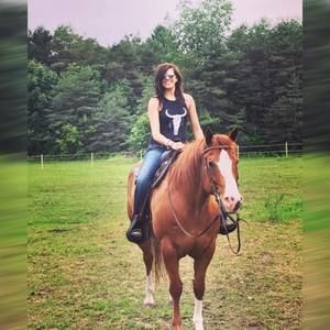 Meet your Posher, Katie