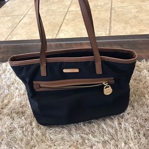 Micheal kors bag