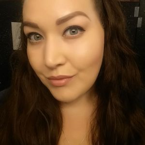 Meet your Posher, Karisa