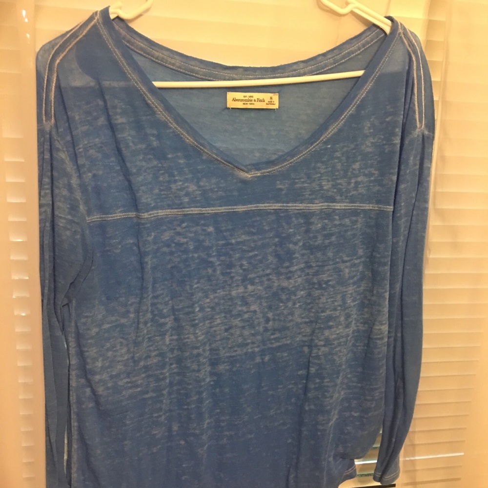 Abercrombie & Fitch T-Shirt💫