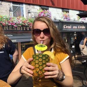 Meet your Posher, Carmen