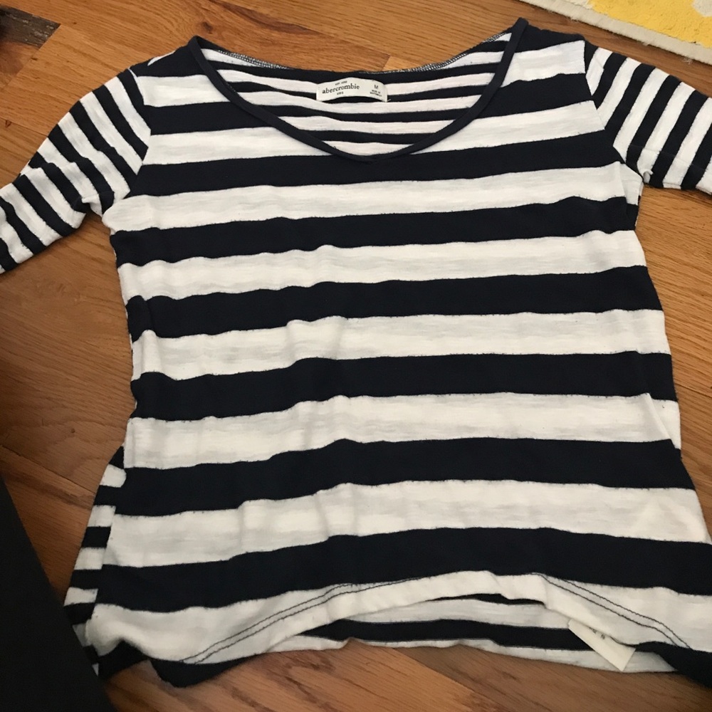 Abercrombie t shirt