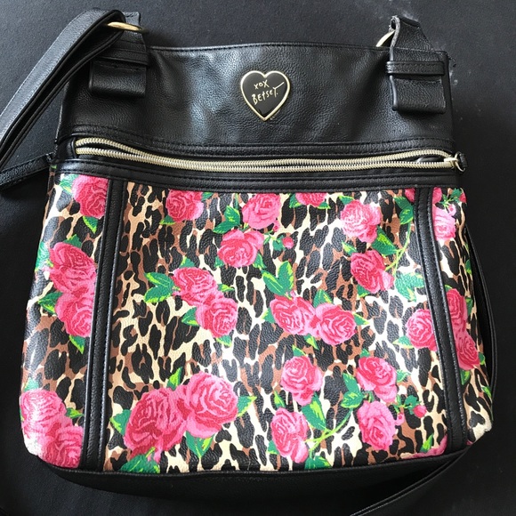 Betsy Johnson Cross-body purse - Picture 1 of 4