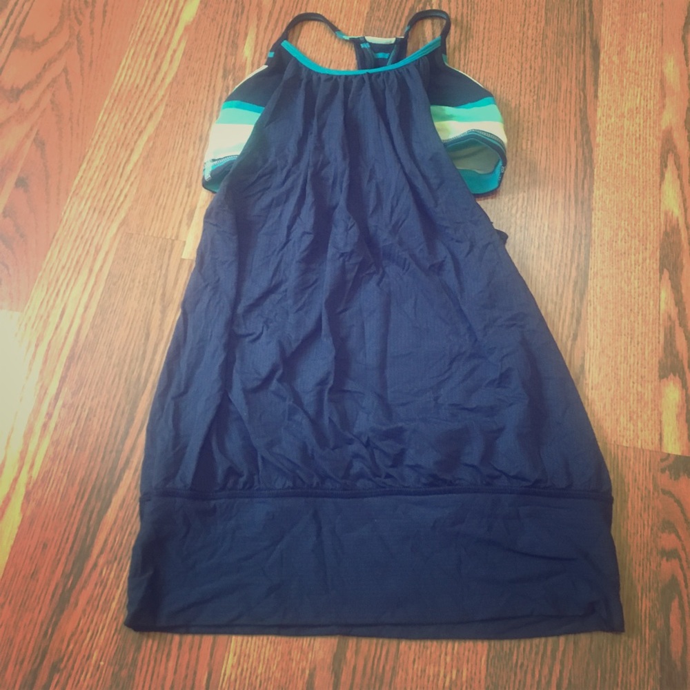 Lululemon tank