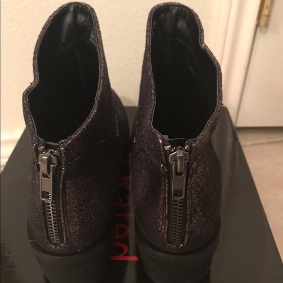 Buckle Sagitta Metallic Ankle Boot - Picture 2 of 5