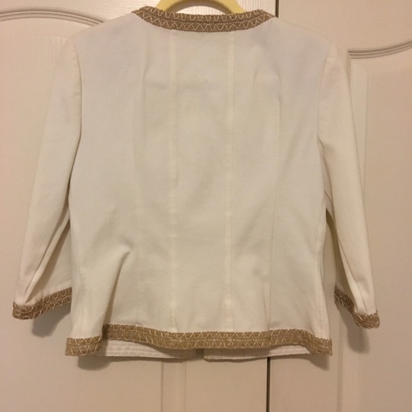 St. John Golden Trim White Blazer - Picture 4 of 4