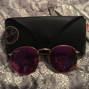 NWOT Pink circle sunglasses