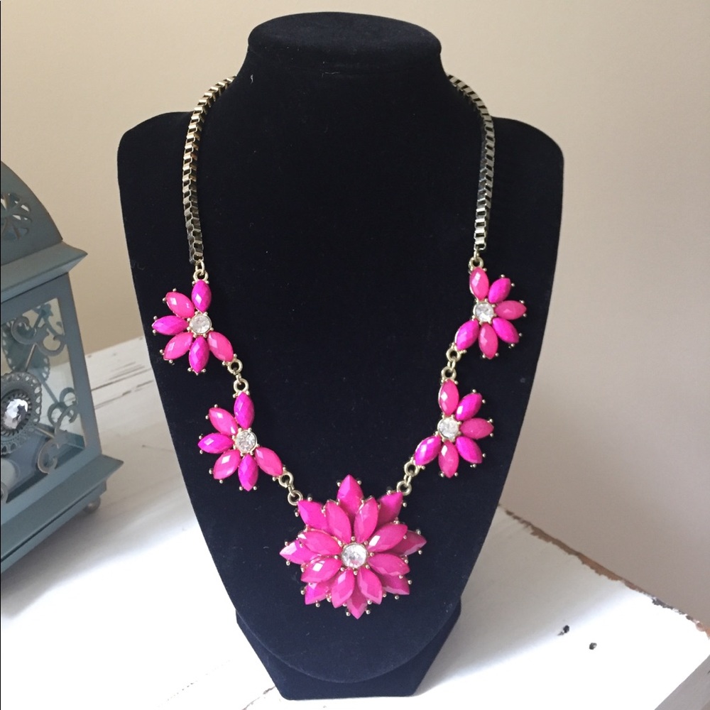Gorgeous Pink Floral Necklace - Picture 2 of 7